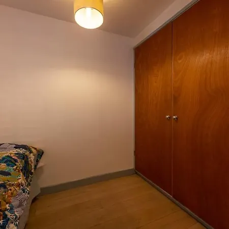 Lovely Self-Contained Basement Studio With Kitchen London Exterior photo